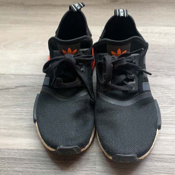 ADIDAS NMD R1 - Picture 2 of 5